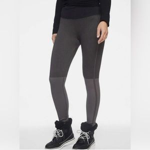 Athleta Flurry Base Layer Gray Textured Full-length leggings, size medium